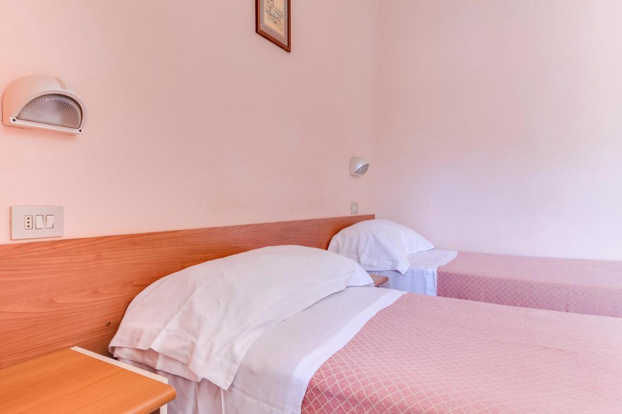 Hotel Sorriso Rimini Eksteriør bilde