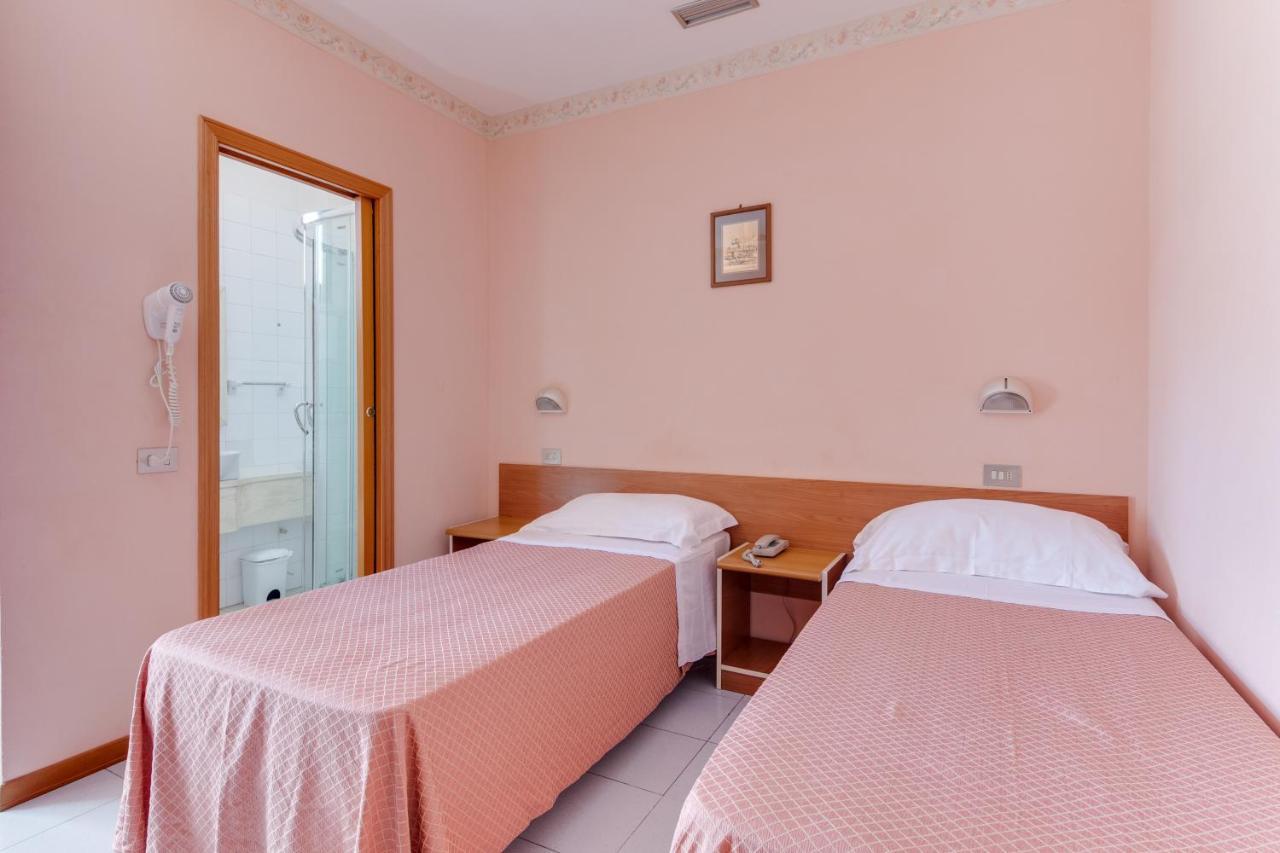 Hotel Sorriso Rimini Eksteriør bilde