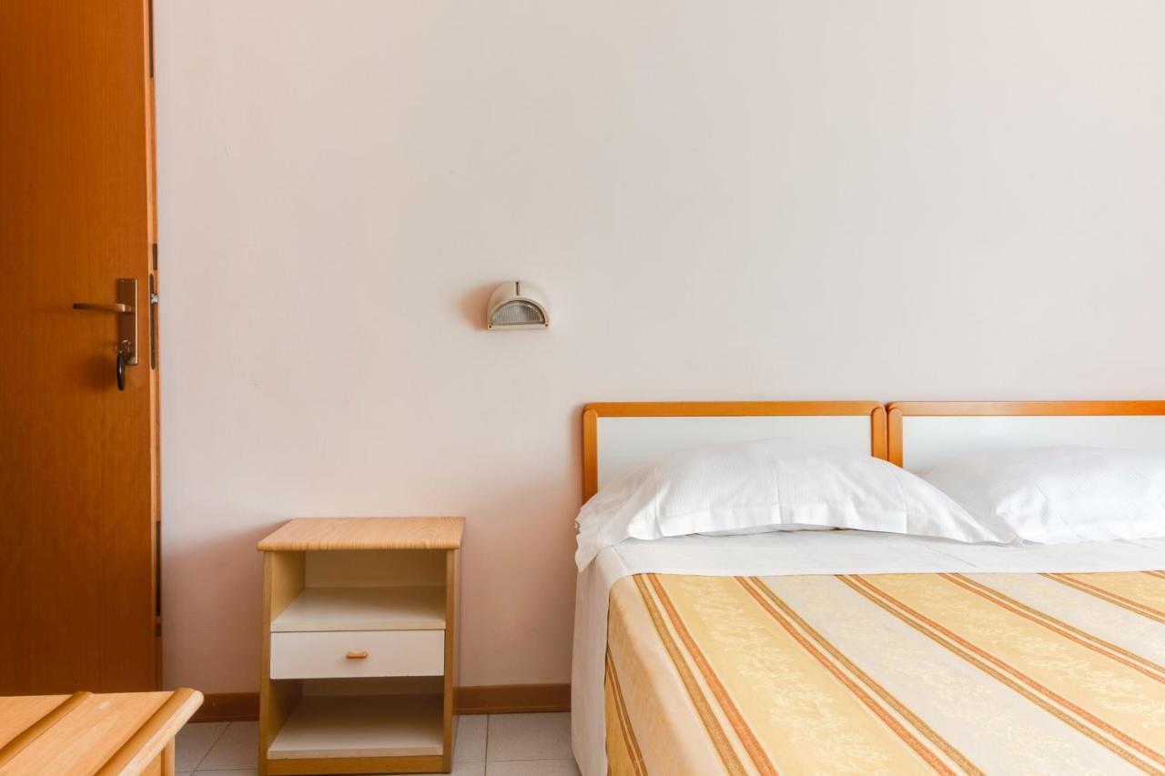 Hotel Sorriso Rimini Eksteriør bilde