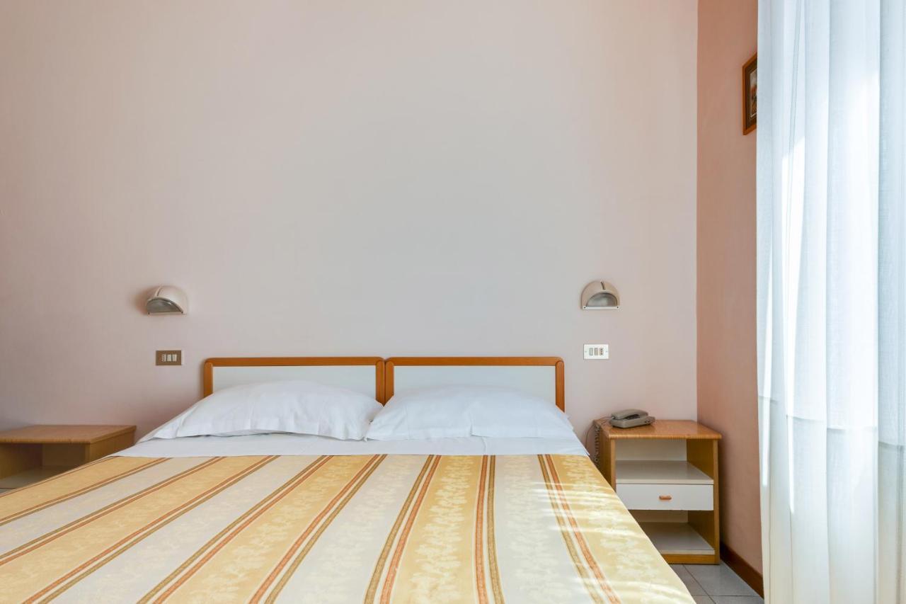 Hotel Sorriso Rimini Eksteriør bilde